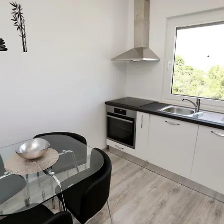 Tokla Apartament *